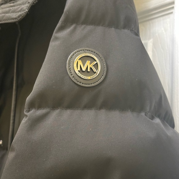 Michael Kors Women's Black Puffer Jacket - Picture 6 of 6